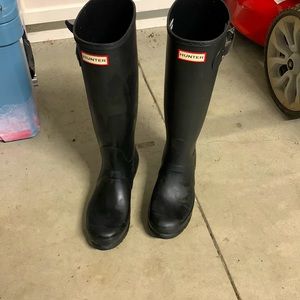 Matte black hunter boots. Worn once